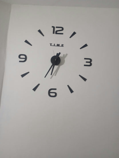 LARGE SIZE WOODEN DIY CLOCK WITH 12 INCHES NEEDLES